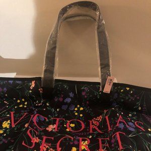 VS multi colored canvas travel / duffle bag